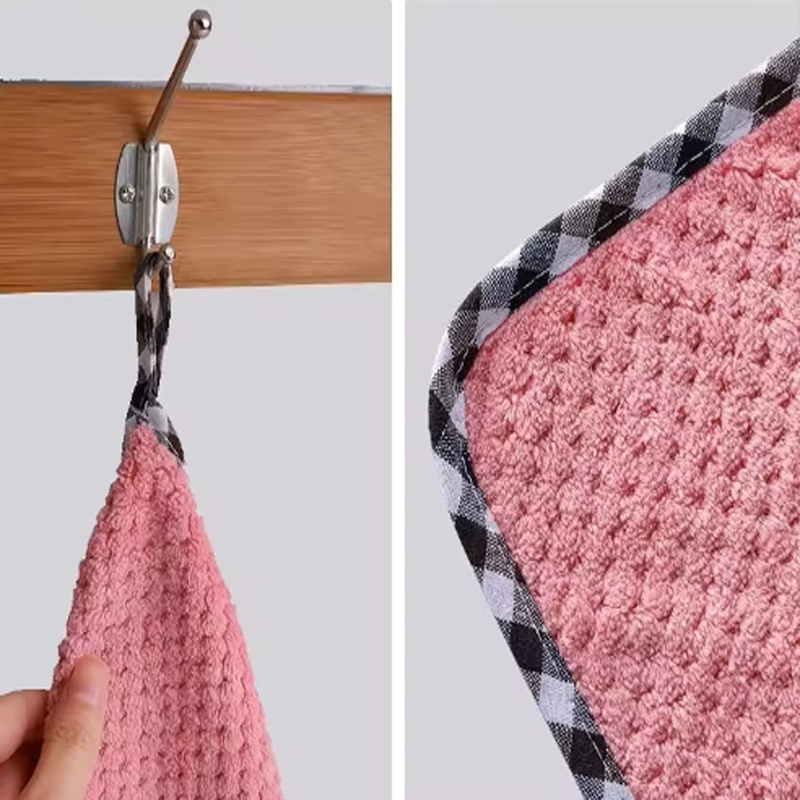 Soft texture, efficient in cleaning kitchen grease and stains