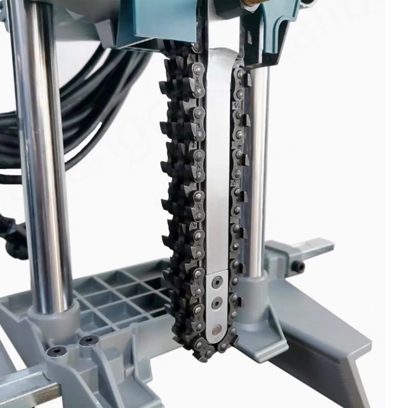 Close-up of the chainsaw chain on a boring machine.
