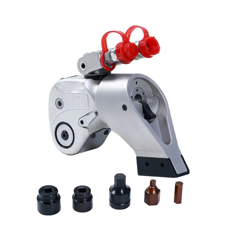 Hydraulic 3/4 torque wrench tool operates stably for fastening.
