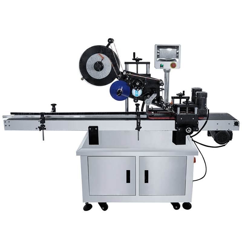 100–140 BPM automatic flat bottle labeling machine with high precision