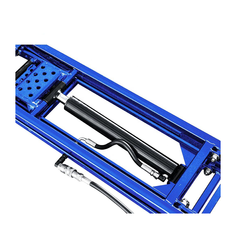 The electric fast-cut type car lift supports a foldable design when not in use.