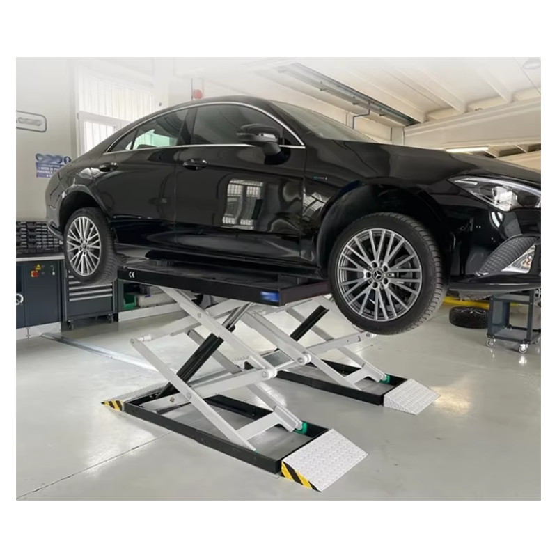 The scissor lift monitors the positions of both platforms in real time.
