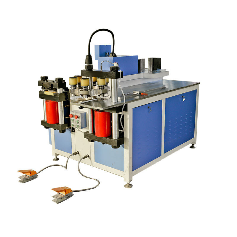 Copper busbar machine multi-angle display view.