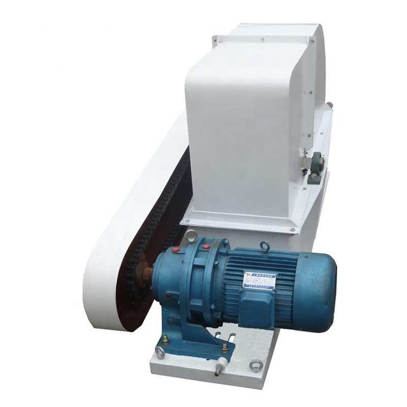 Durable vertical bucket elevator with smooth and reliable operation