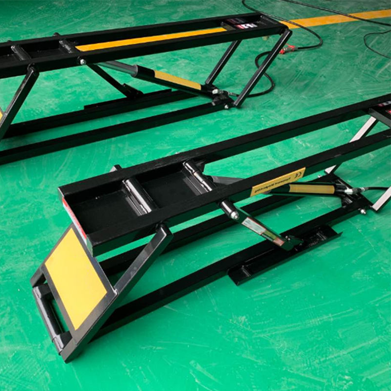 The portable hydraulic scissor lift can be flexibly connected to household use