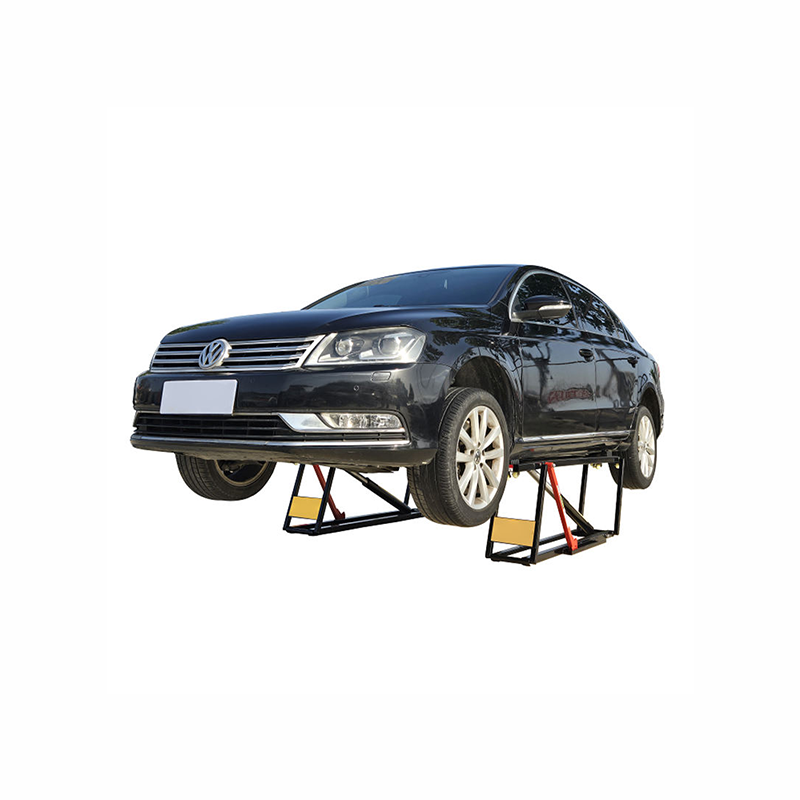 Portable hydraulic scissor lift has strong load-bearing capacity