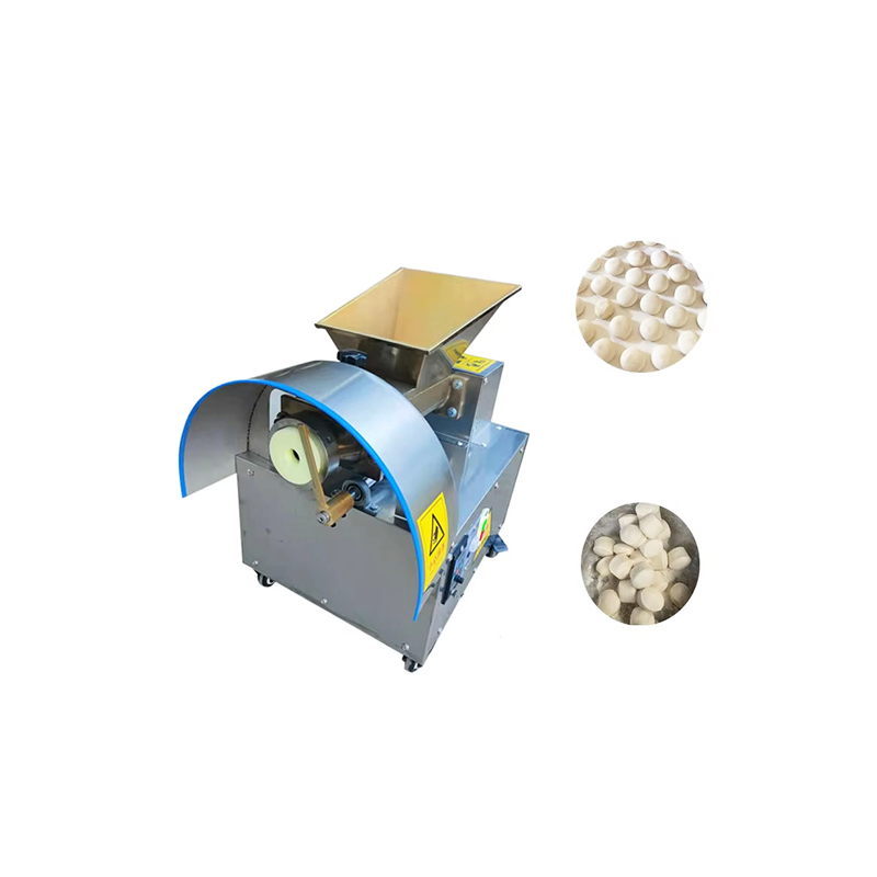 The small stainless steel dough divider is made entirely of stainless steel.