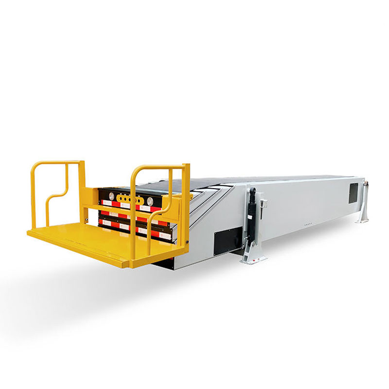 Ergonomic working platform for safe and stable cargo handling