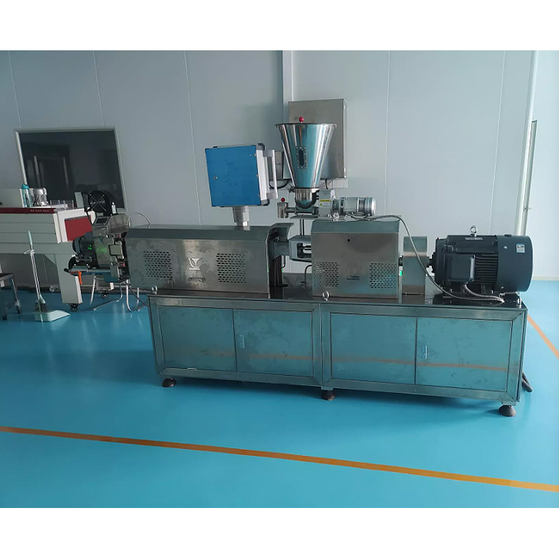 Efficient extruder for corn chips manufacturing.
