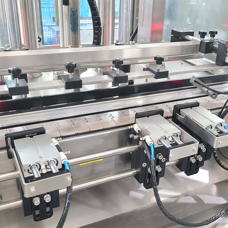 High-speed 4-head shampoo filling machine for cosmetic bottles